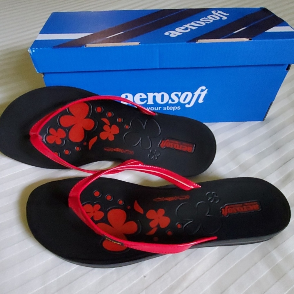 Aerosoft support flip flops